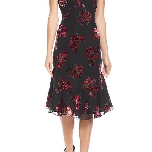 Harlyn VELVET BURNOUT COWL NECK SLIP DRESS Blk XS - Picture 3 of 8